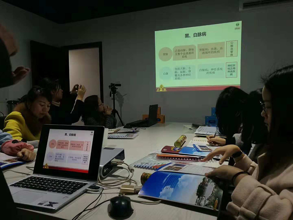 微信图片_2018113015494210.jpg