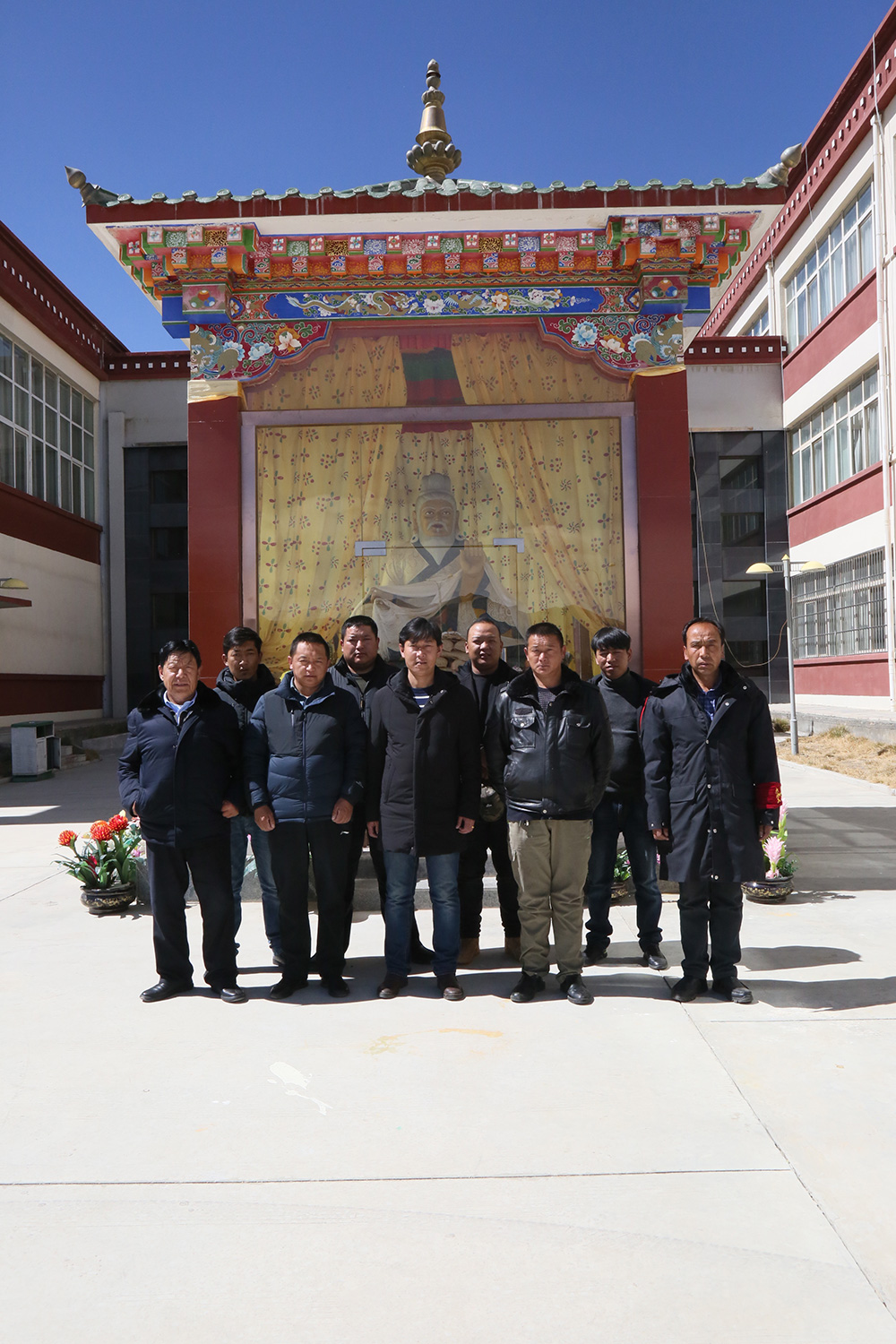 安全保卫工作人员.jpg