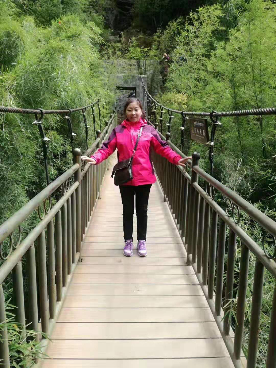配药 次仁卓嘎.jpg